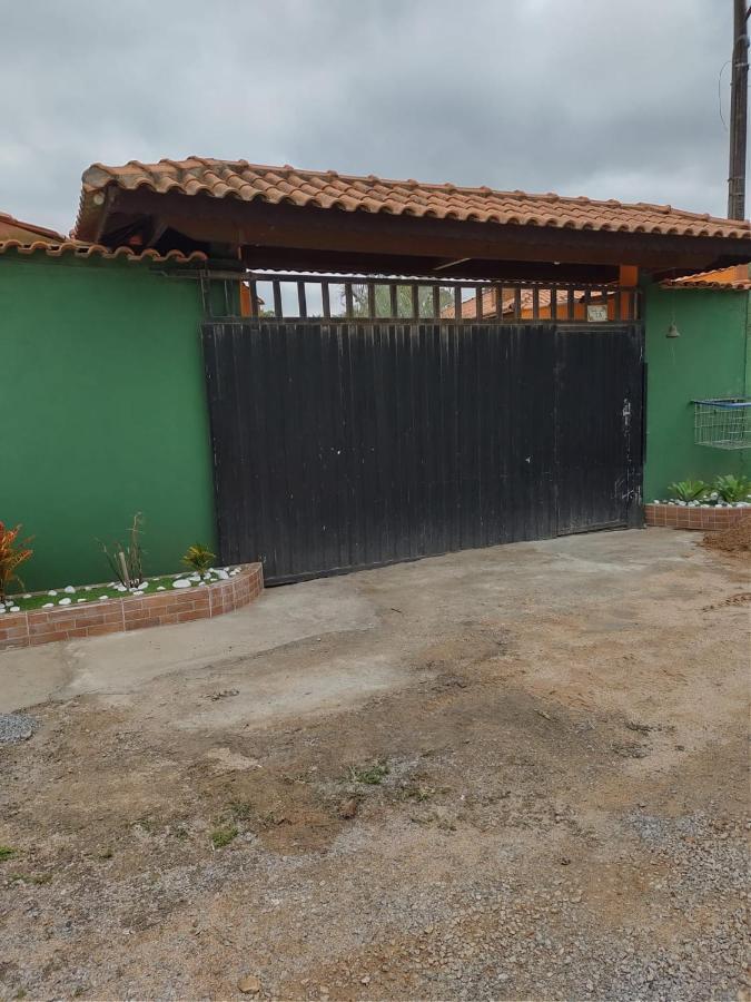 Chacara Bella Vida Com Piscina Churrasqueira Salao De Festas Fogao A Lenha Quadra アラサリグアマ エクステリア 写真