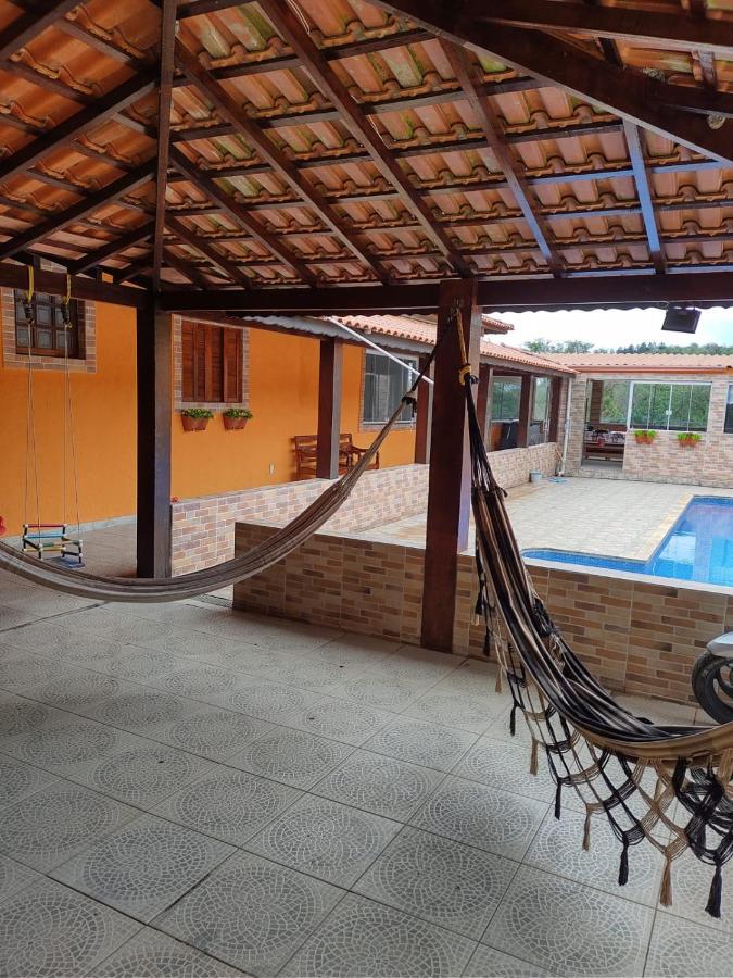 Chacara Bella Vida Com Piscina Churrasqueira Salao De Festas Fogao A Lenha Quadra アラサリグアマ エクステリア 写真