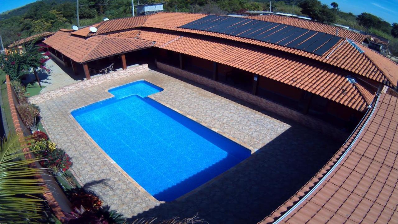 Chacara Bella Vida Com Piscina Churrasqueira Salao De Festas Fogao A Lenha Quadra アラサリグアマ エクステリア 写真